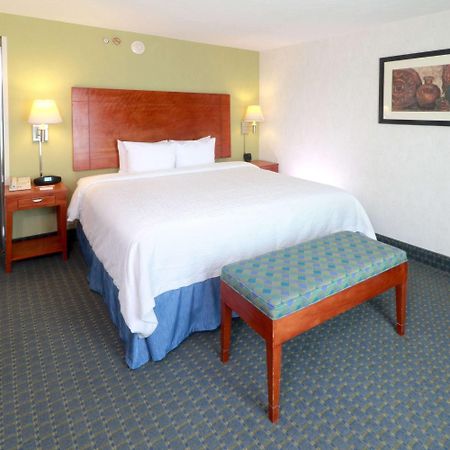 Hotel Hampton By Hilton Reynosa Zona Industrial Exterior foto