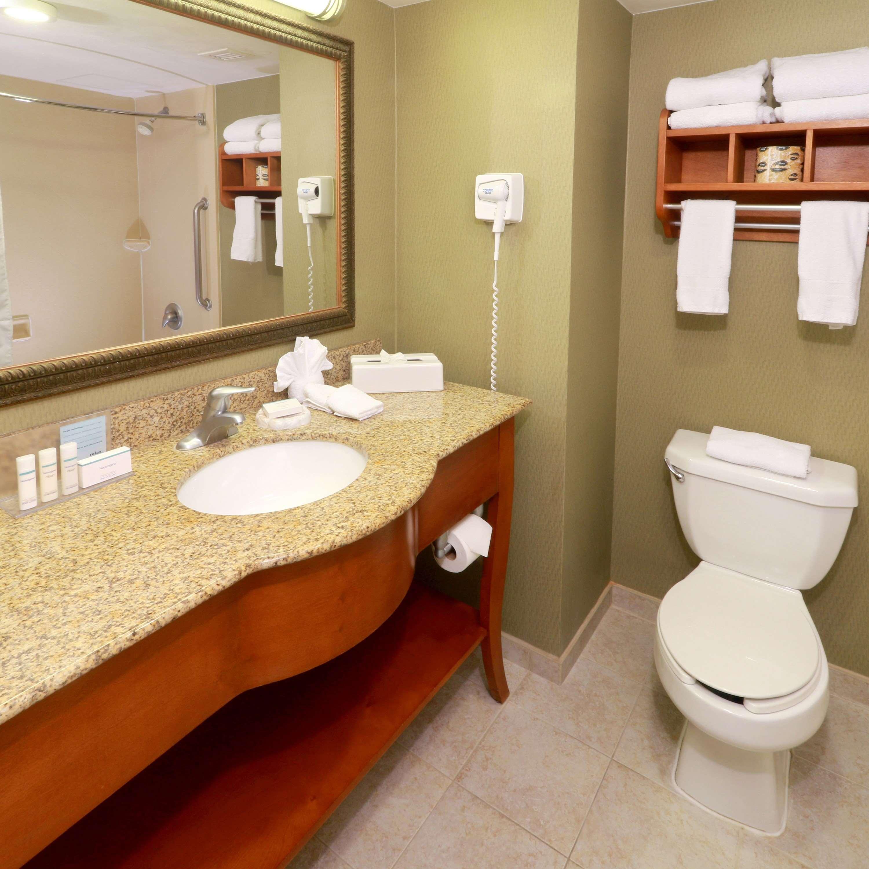 Hotel Hampton By Hilton Reynosa Zona Industrial Exterior foto