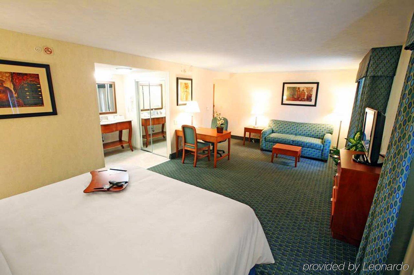 Hotel Hampton By Hilton Reynosa Zona Industrial Zimmer foto